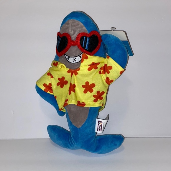 🆕 HEART TO TAIL Floating Pet Toy With Squeaker - Picture 1 of 5